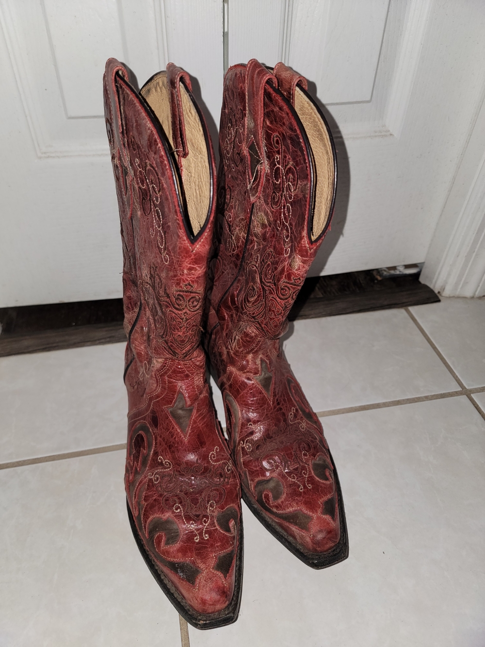 Red Western Cowgirl Boots Leather Embroidered , Sterling River Brand.